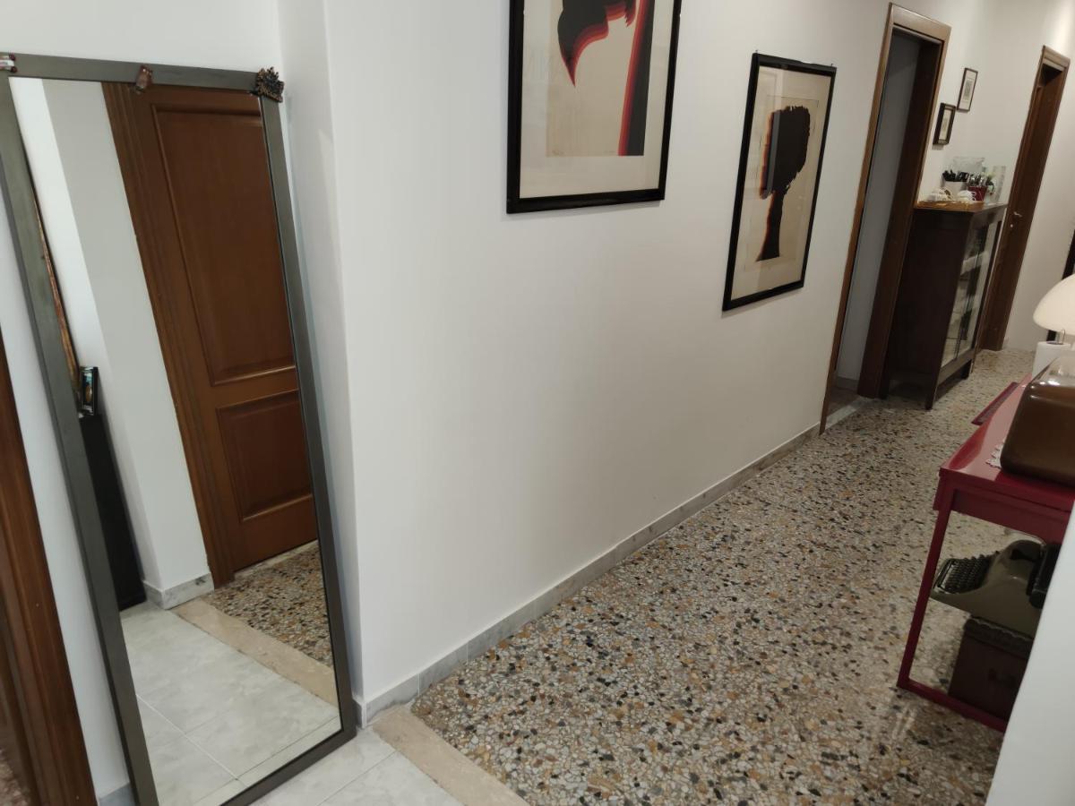 Hôtel La Badia Del Cavaliere 2 à Rome Extérieur photo